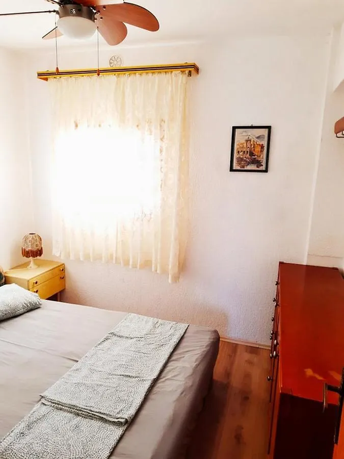 Apartments With A Parking Space Pag - 21220 Pag Town